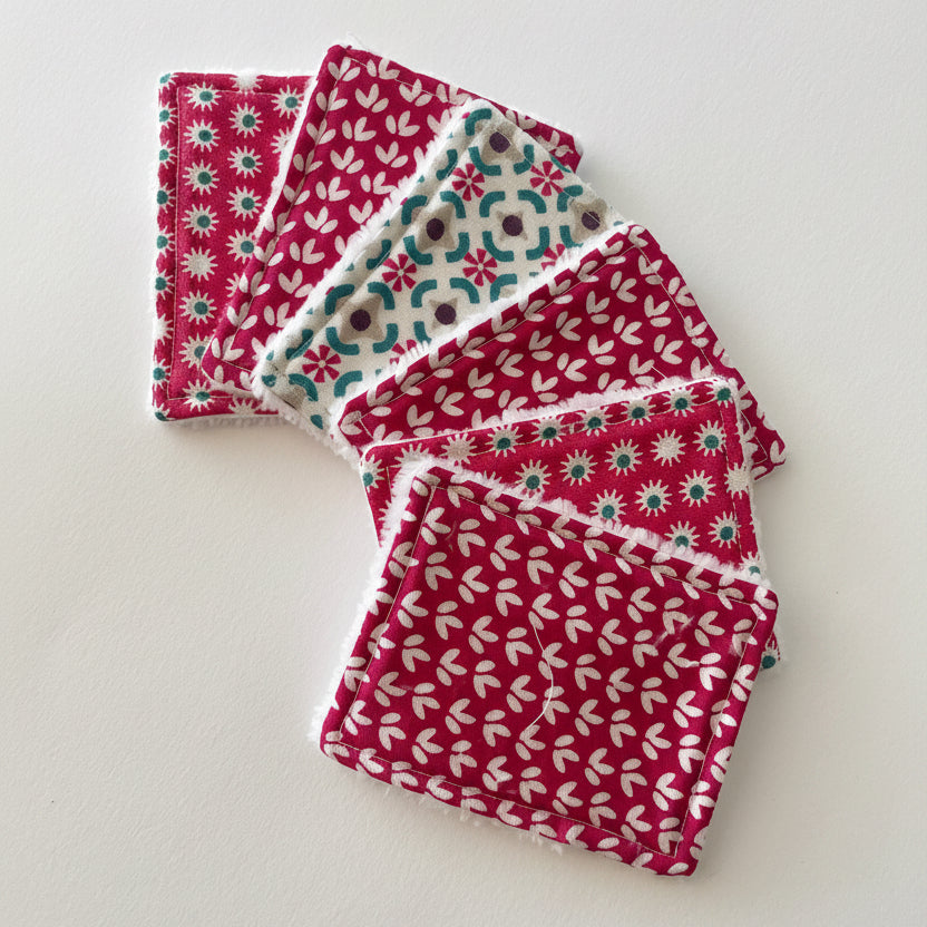 Lingettes démaquillantes petit format en lot de 6
