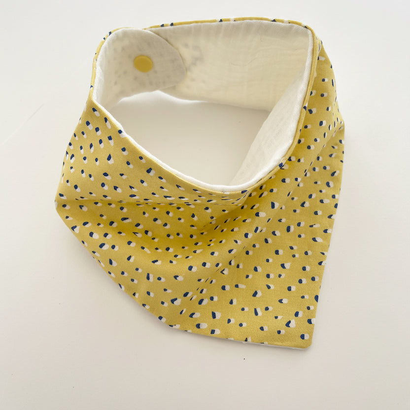 Bavoir foulard