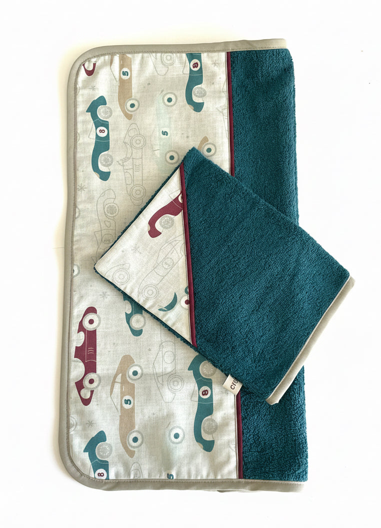 Ensemble serviette bébé et gant assorti