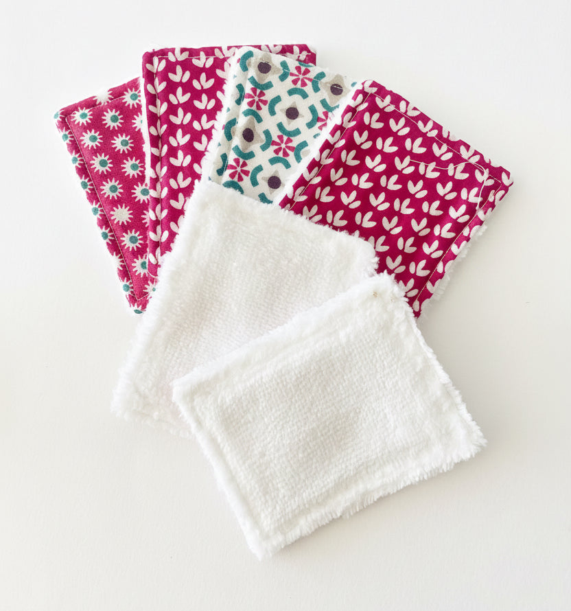 Lingettes démaquillantes petit format en lot de 6