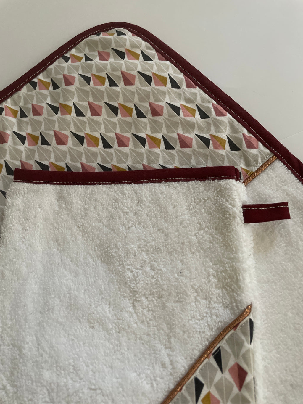 Ensemble serviette bébé et gant assorti