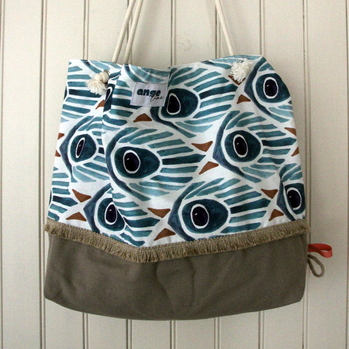 Sac besace Vicki vert et poissons stylisees